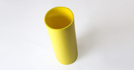 Yellow Plastic Extrusion Tube Yellow plastic cylindrical extrusion tube